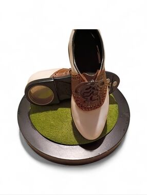 Vintage Joy Classics Tour Style Golf Shoes  Whatnot. ￼